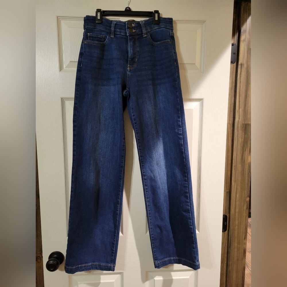 Womens St Johns Bay Dark Denim Jeans Size 2.  Double Button. Wide Leg.